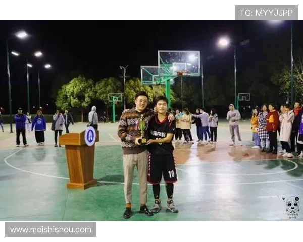 热血篮球集锦见证巅峰对决瞬间点燃全场激情与荣耀时刻尽在镜头之中 热血篮球集锦见证巅峰对决瞬间点燃全场激情与荣耀时刻尽在镜头之中