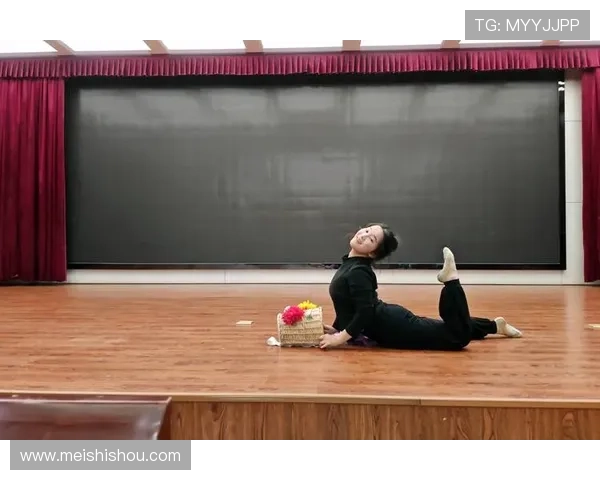 冰上芭蕾艺术魅力与竞技精神交融的冬日华章如梦幻舞姿与速度激情绽放 - 副本 - 副本 (2) 冰上芭蕾艺术魅力与竞技精神交融的冬日华章如梦幻舞姿与速度激情绽放 - 副本 - 副本 (2)