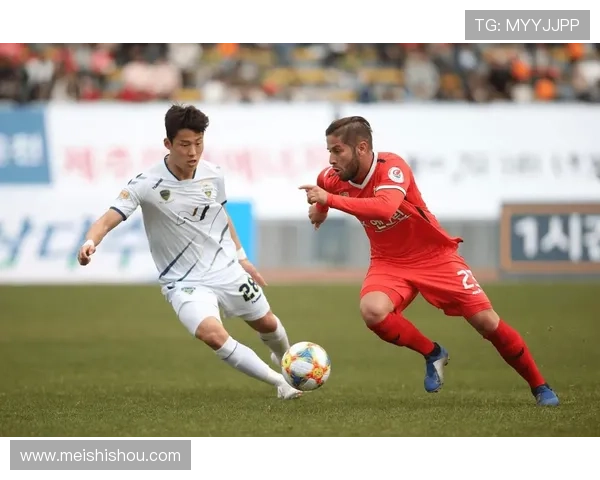 聚焦世界足坛巅峰对决深度解析关键战役风云变幻八方豪强争锋纪实 - 副本 (3) 聚焦世界足坛巅峰对决深度解析关键战役风云变幻八方豪强争锋纪实 - 副本 (3)